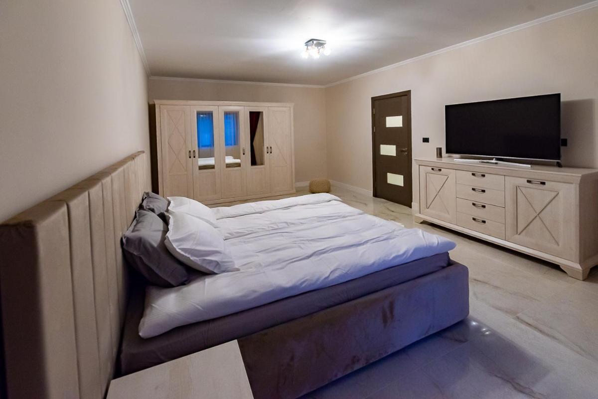 Moky Rezident Apartment Arad Luaran gambar