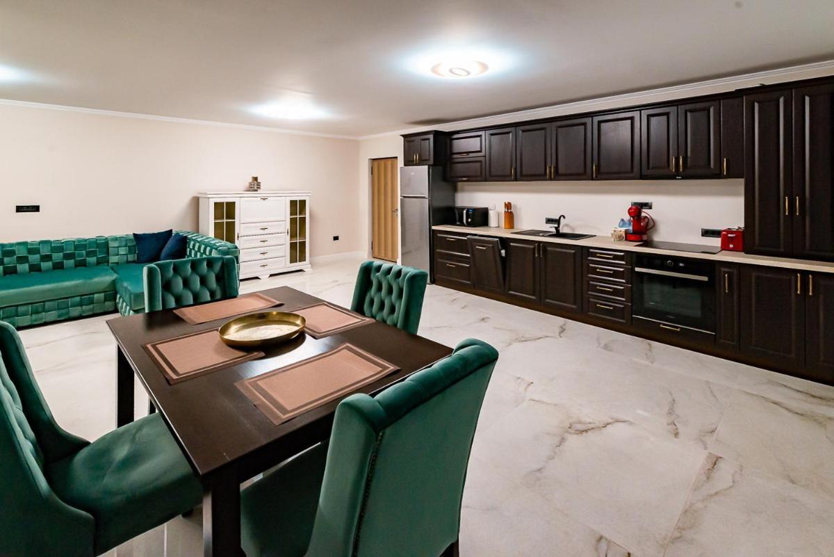 Moky Rezident Apartment Arad Luaran gambar