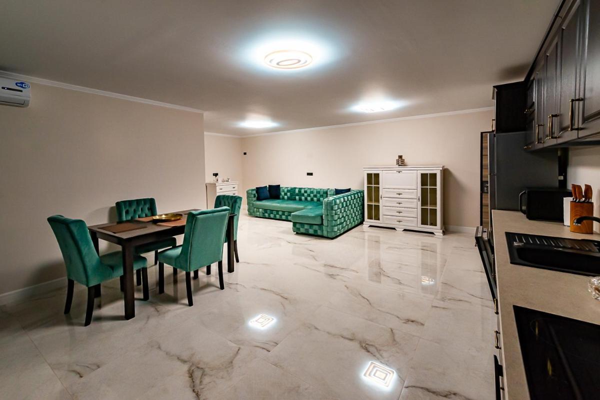 Moky Rezident Apartment Arad Luaran gambar