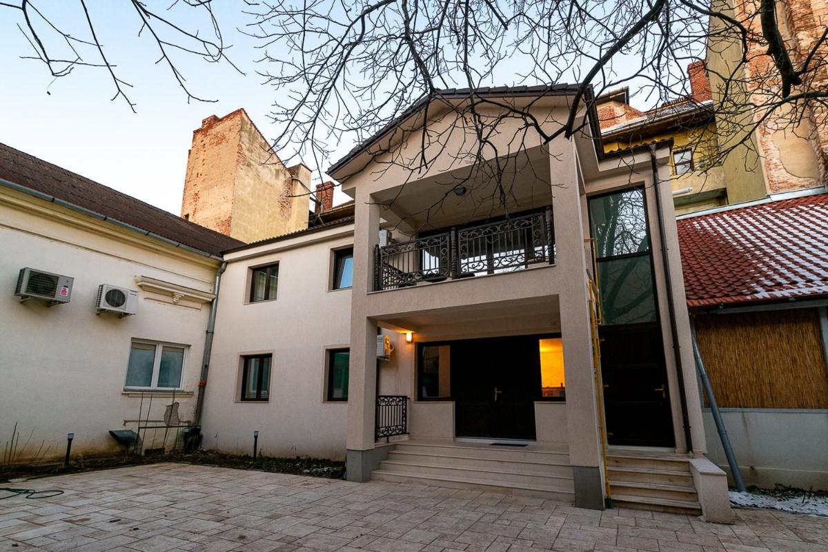 Moky Rezident Apartment Arad Luaran gambar